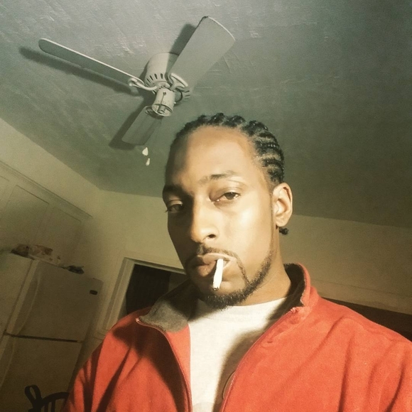 Meet your Posher, Jeffrey - Picture 1 of 1